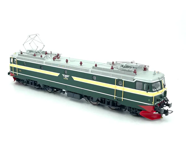 Hovedbilde NMJ Topline - NSB El15.2196, nydesignlogo, doble ventilatorrekker