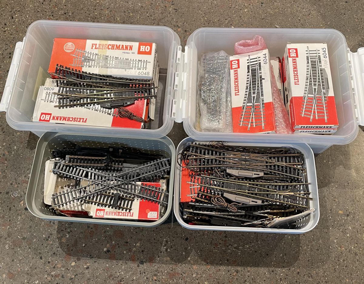 Bruktkroken - Lot, Fleischmann veksler og vekselmotorer