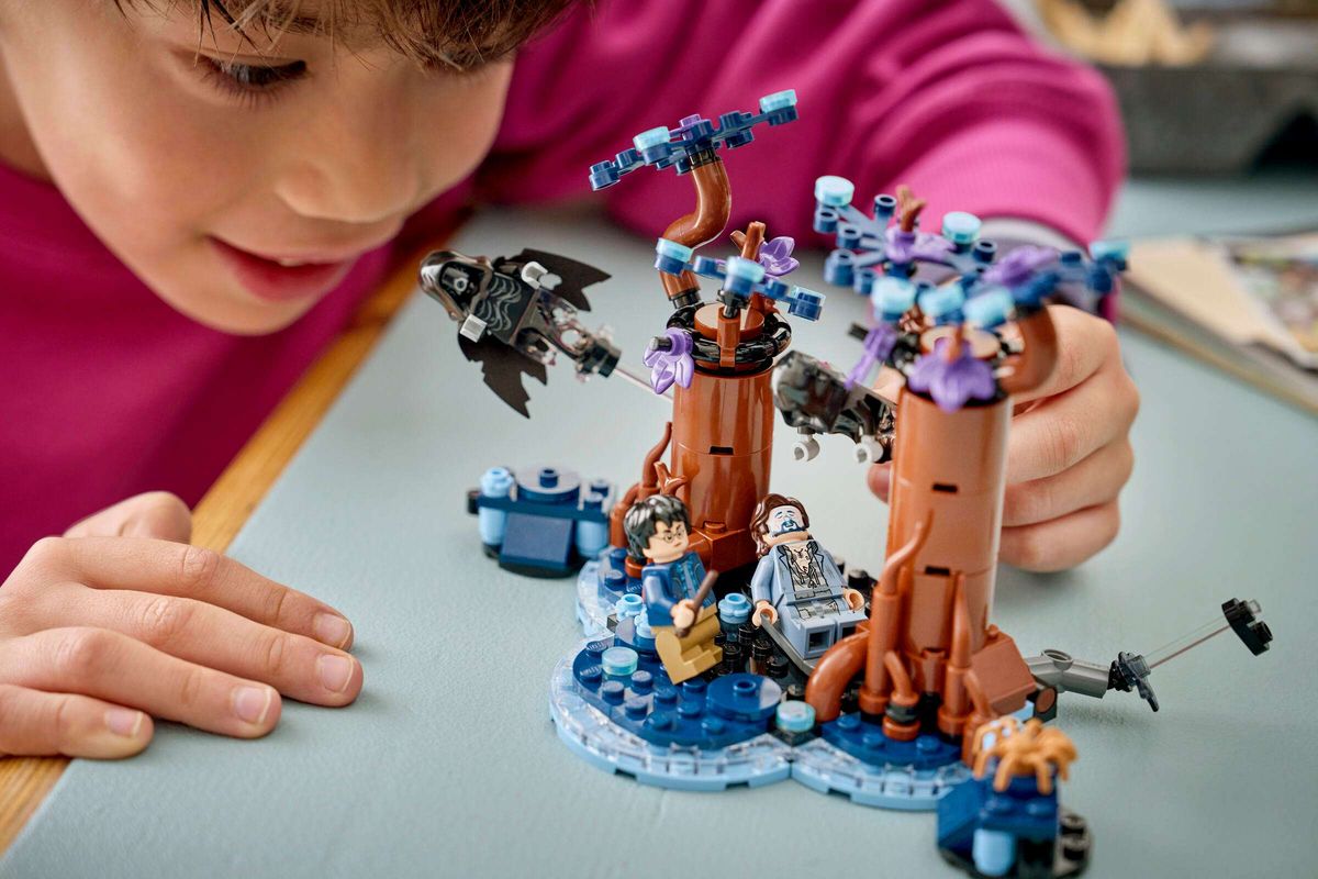 LEGO 76475 - Harry Potter™, Den forbudte skogen: Skytsverge